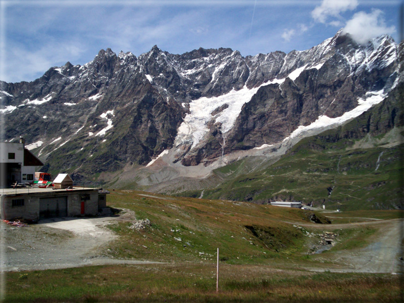 foto Valtournenche e Plateau Rosà